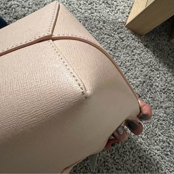 Mansur Gavriel MINI MINI BUCKET BAG Rosa Saffiano with dust bag included - Picture 4 of 9